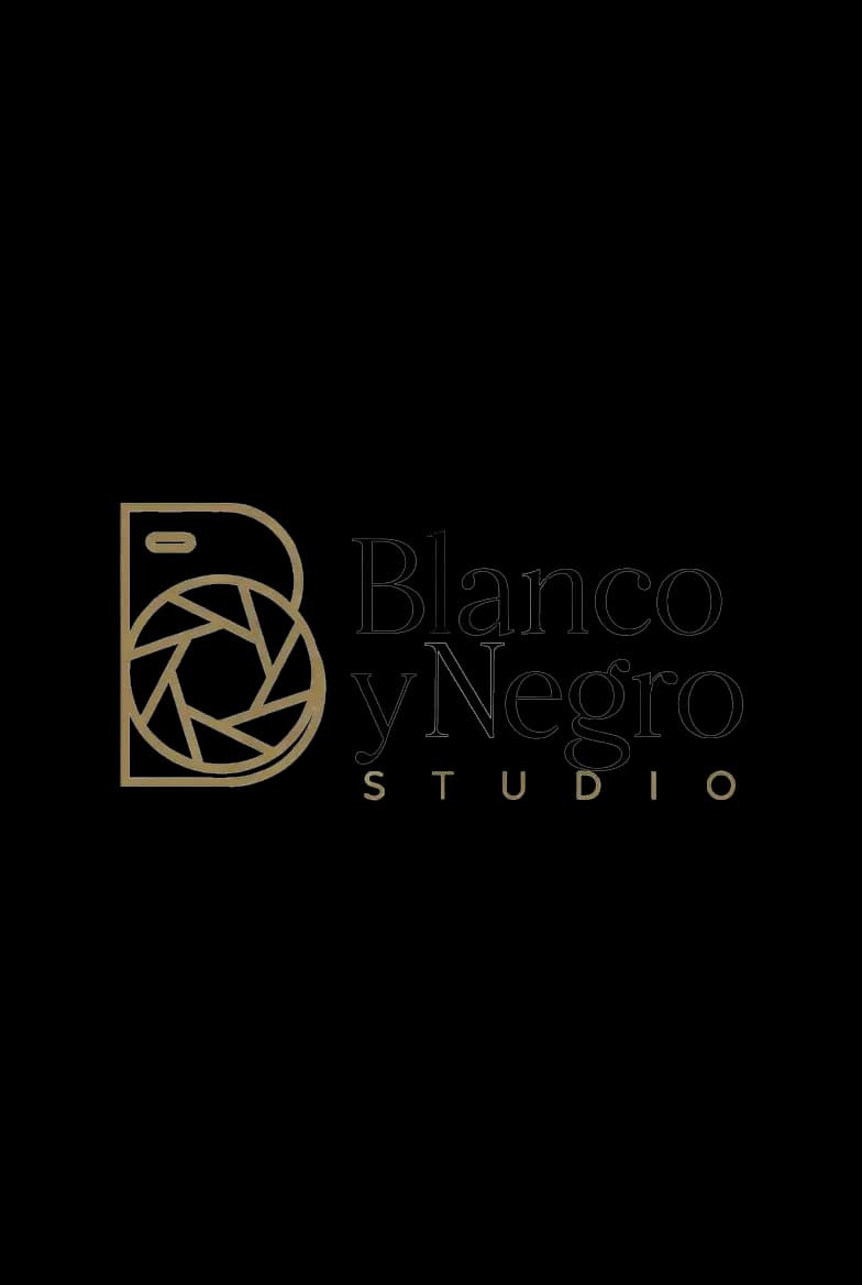 Blanco y Negro Studio